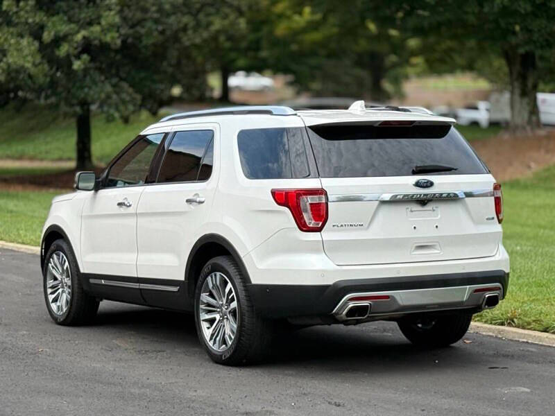 2017 Ford Explorer Platinum