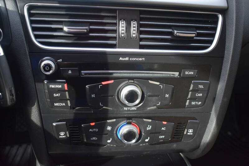 2014 Audi A4 2.0T quattro Premium