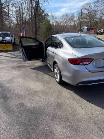 2016 Chrysler 200 LX