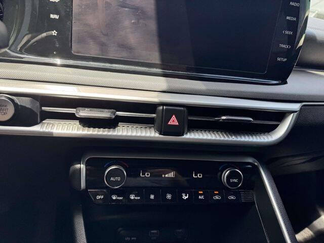 2023 Kia K5