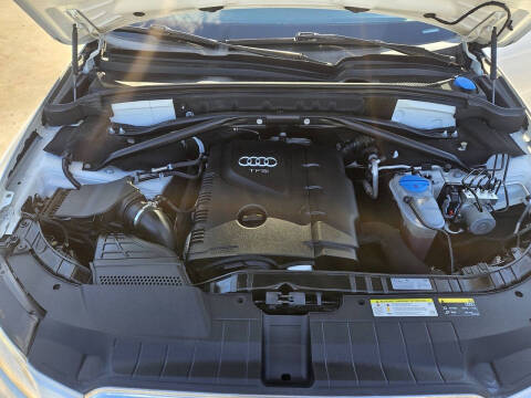 2016 Audi Q5 2.0T quattro Premium Plus