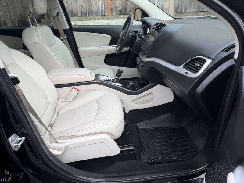 2013 Dodge Journey R/T