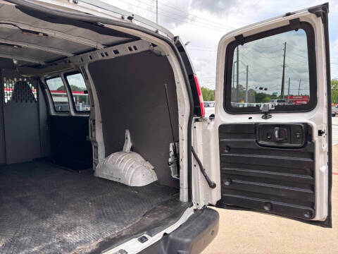 2017 Chevrolet Express 2500