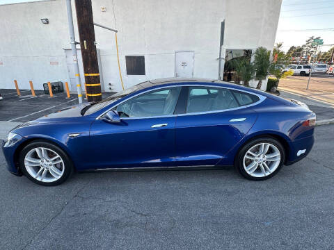 2015 Tesla Model S 85