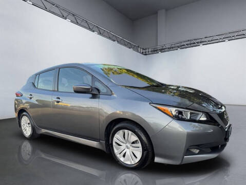 2022 Nissan LEAF S