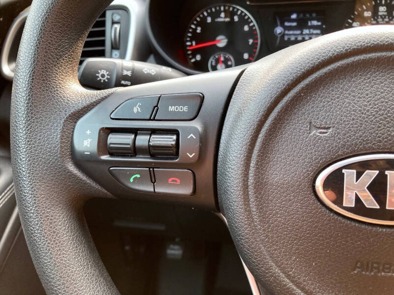 2017 Kia Sorento LX