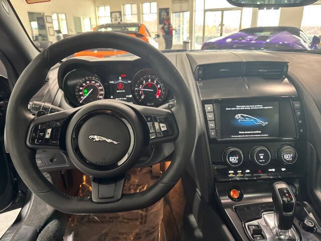2017 Jaguar F-TYPE Premium