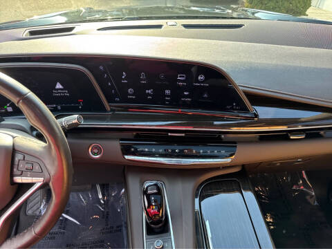 2023 Cadillac Escalade Premium Luxury