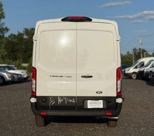 2026 Ford Transit 250