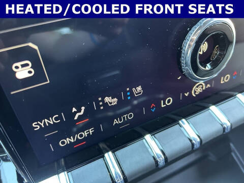 2025 GMC Yukon Elevation