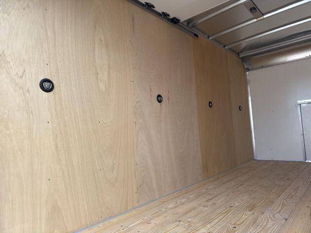 2025 GMC Savana 4500