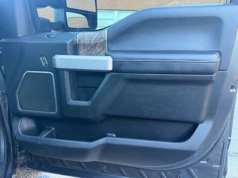 2019 Ford F-450 Super Duty Lariat