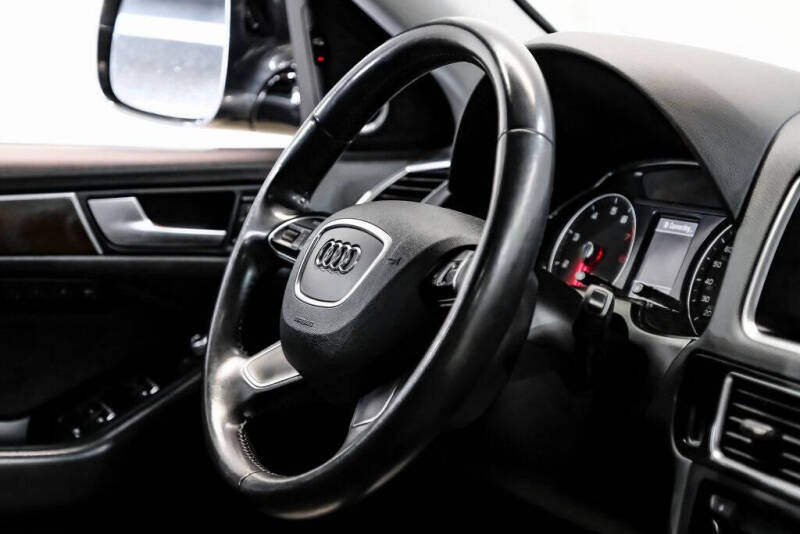 2017 Audi Q5 2.0T quattro Premium Plus