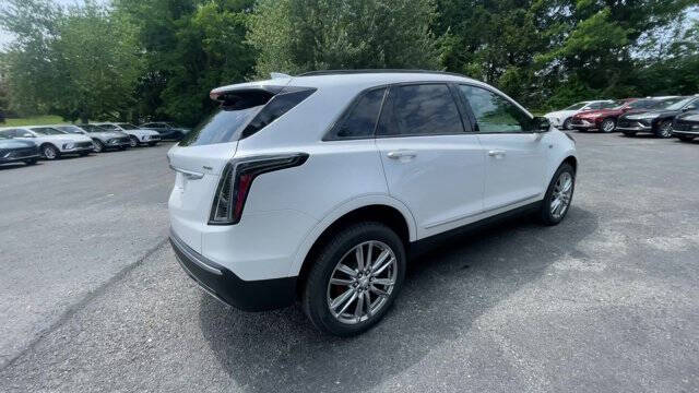 2025 Cadillac XT5 Sport