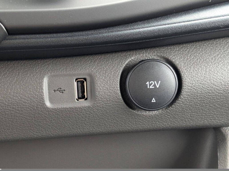 2025 Ford Transit 250