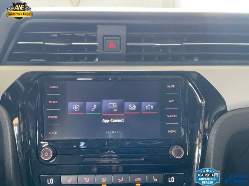 2021 Volkswagen Passat SE