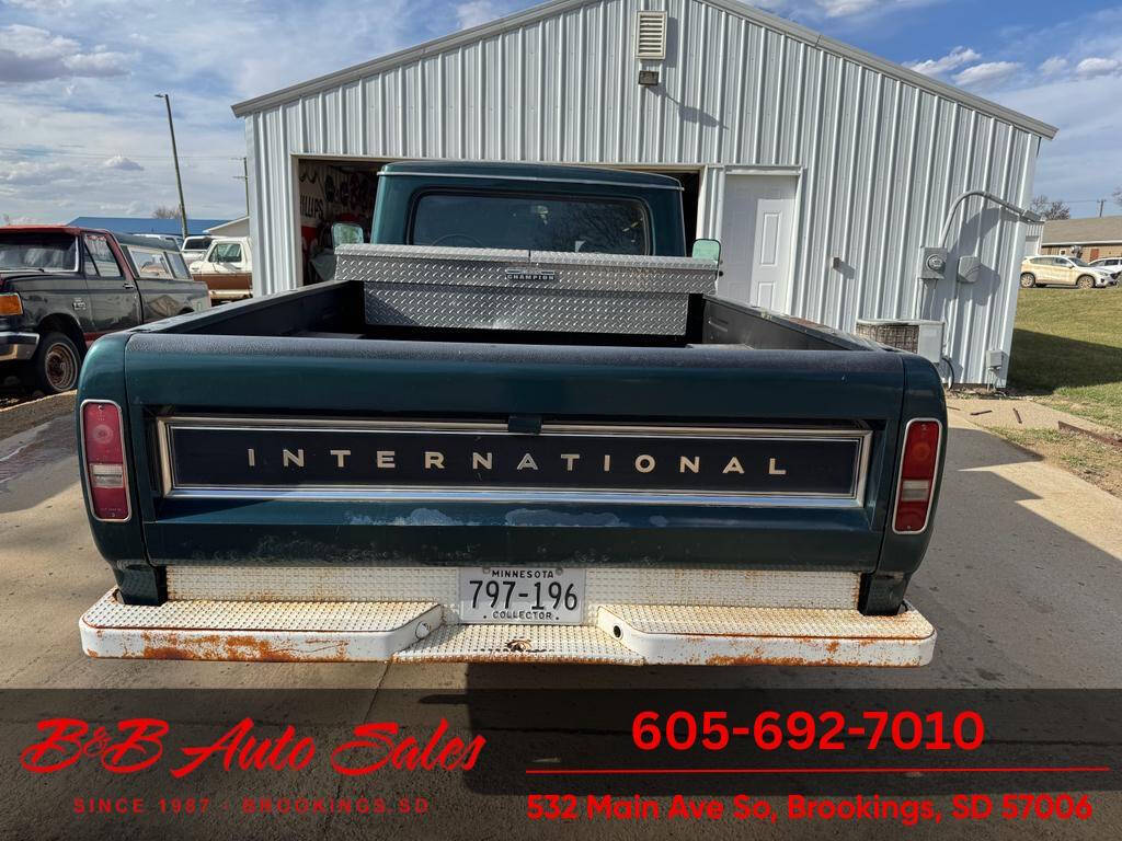 1970 International 1100 100