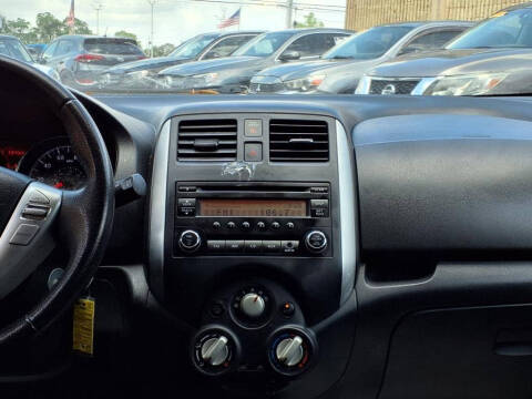 2014 Nissan Versa Note SV
