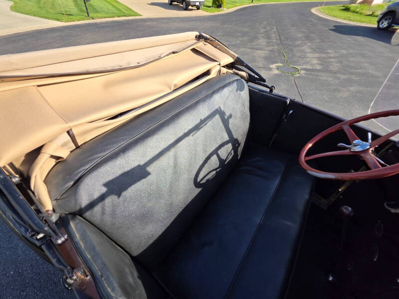 1928 Ford Roadster