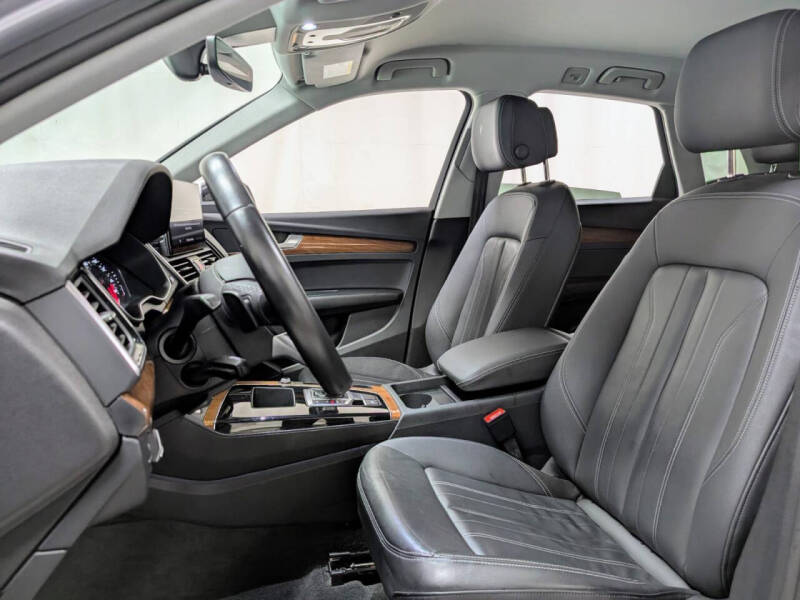 2023 Audi Q5 quattro Premium 40 TFSI