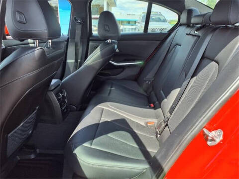 2022 BMW 3 Series 330i xDrive