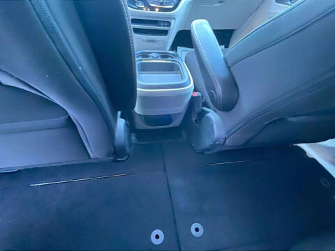 2020 Chrysler Pacifica Touring