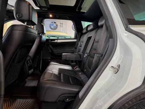 2014 Volkswagen Touareg TDI R-Line