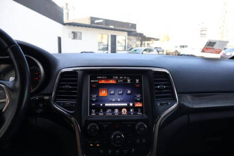 2016 Jeep Grand Cherokee Laredo 75th Anniversary