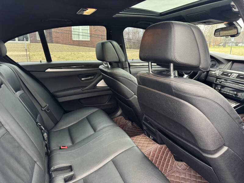 2014 BMW 5 Series 550i