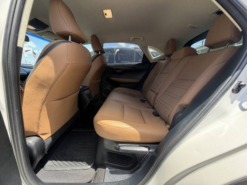 2017 Lexus NX 200t
