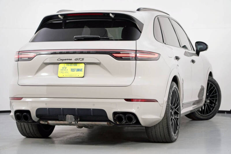 2021 Porsche Cayenne GTS