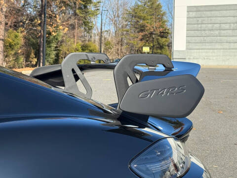 2025 Porsche 718 Cayman GT4 RS