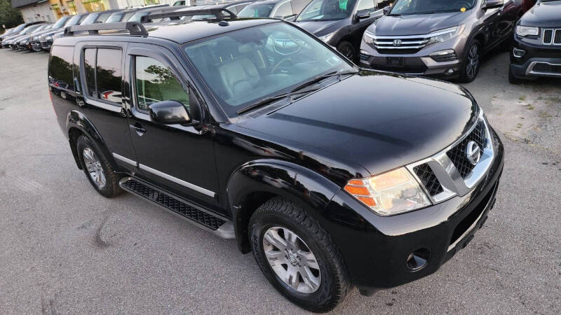 2011 Nissan Pathfinder Silver Edition