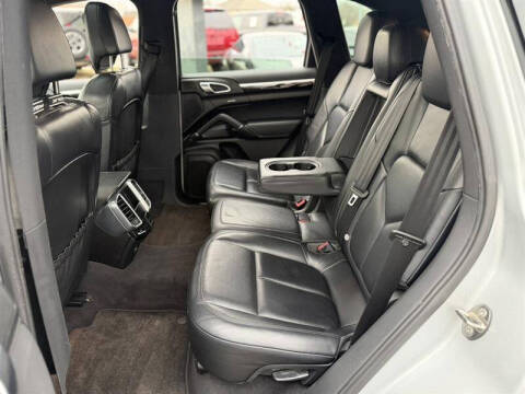 2012 Porsche Cayenne S