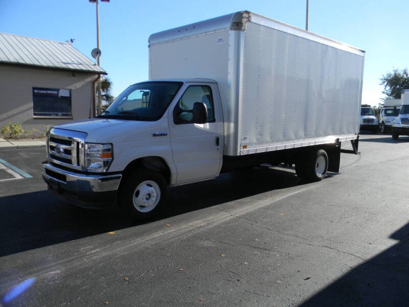 2023 Ford E-450