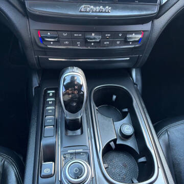 2017 Maserati Ghibli