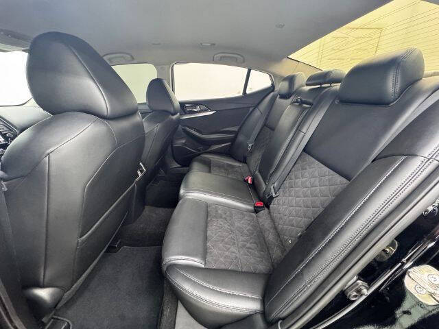 2016 Nissan Maxima