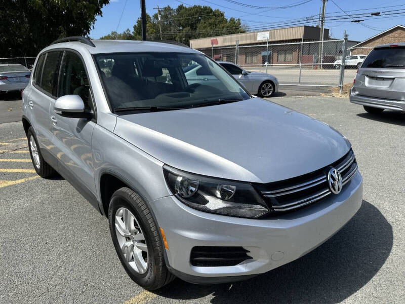 2015 Volkswagen Tiguan SE