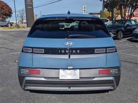 2026 Hyundai Ioniq 5 SE Standard Range