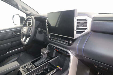 2025 Toyota Tundra Platinum