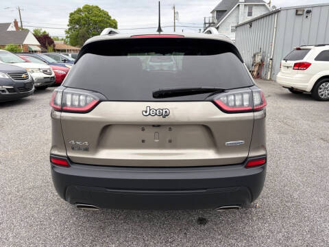 2019 Jeep Cherokee Latitude Plus