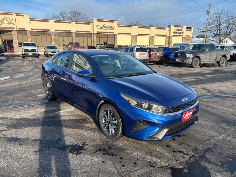 2023 Kia Forte LXS's photo