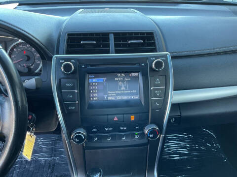 2016 Toyota Camry SE