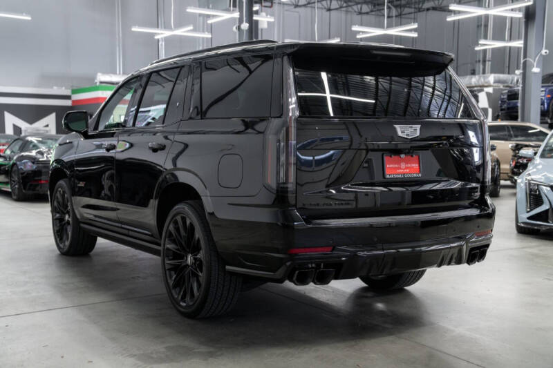 2025 Cadillac Escalade-V