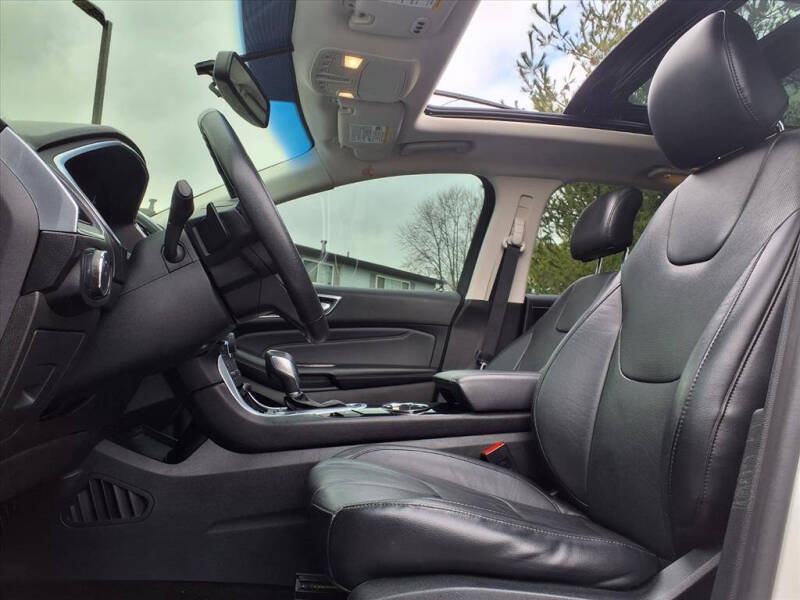 2016 Ford Edge Titanium