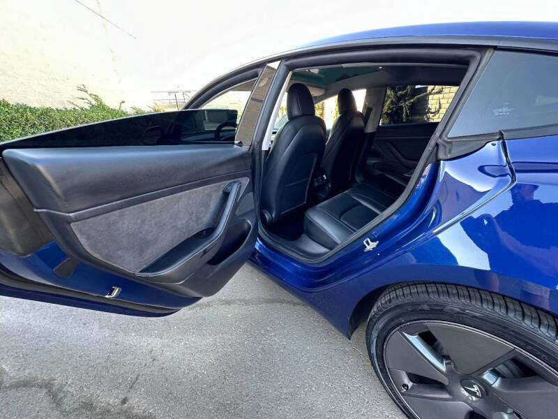 2021 Tesla Model 3 Base photo 17