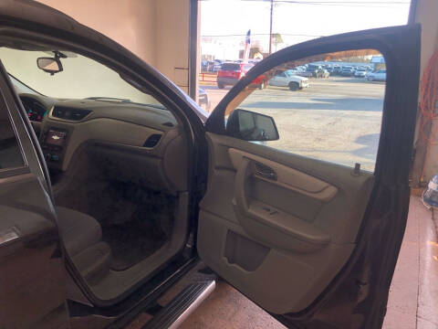 2017 Chevrolet Traverse LS