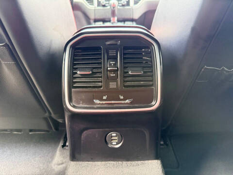 2017 Porsche Macan S