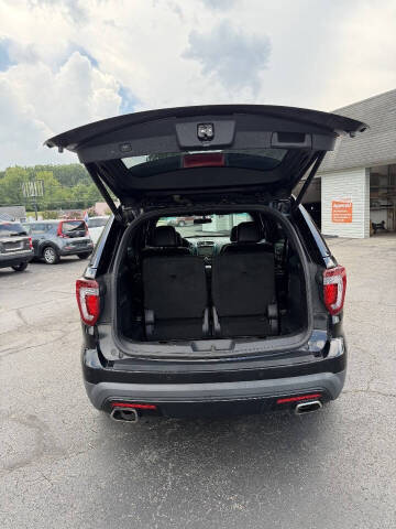 2017 Ford Explorer Sport