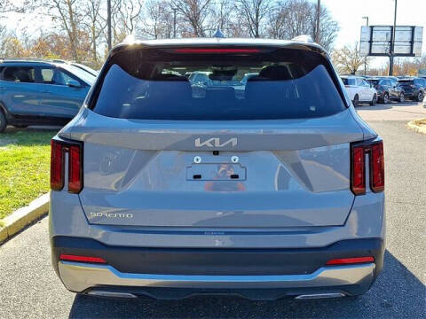 2024 Kia Sorento S